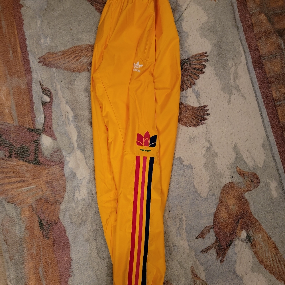 Adidas pants - Picture 2 of 13